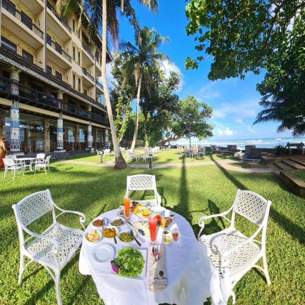 The Kabalana Hotel Ahangama Extérieur photo
